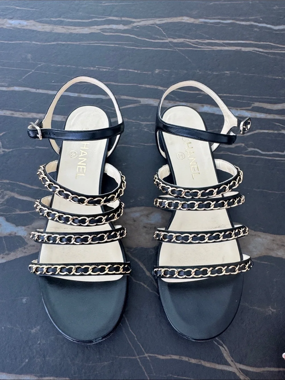 CHANEL Black Chain-Strap Women’s Sandals - Elegant Summer Flat